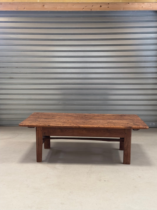 Très ancienne table de ferme en bois massif