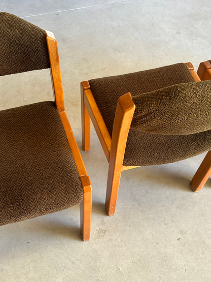 Suite de 4 chaises vintage — années 70/80