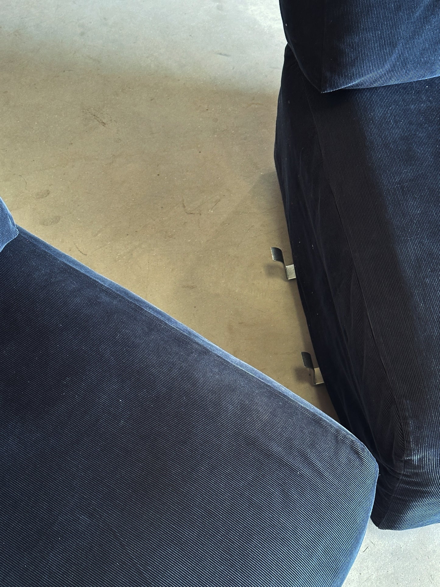 Le Rörberg - Canapé modulaire vintage en velours bleu nuit – 2 modules