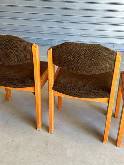 Suite de 4 chaises vintage — années 70/80