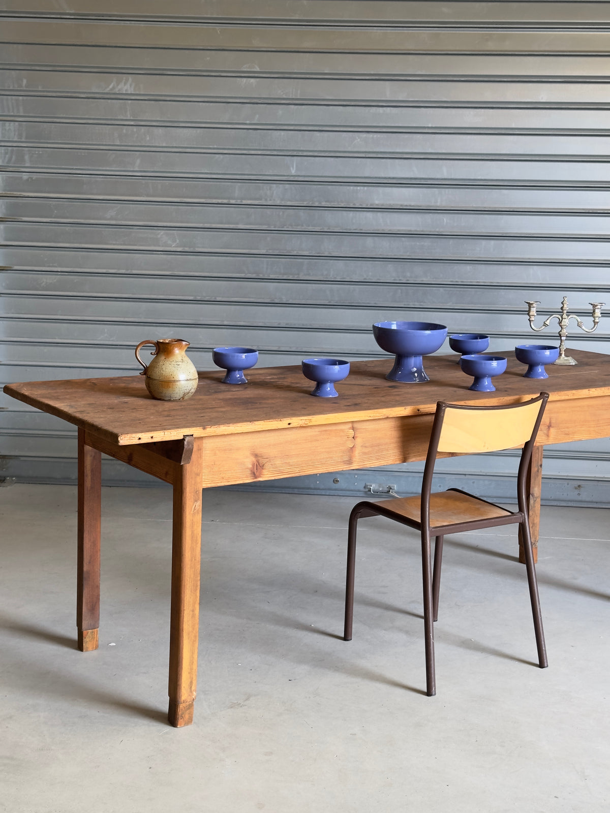 La grande table d'atelier