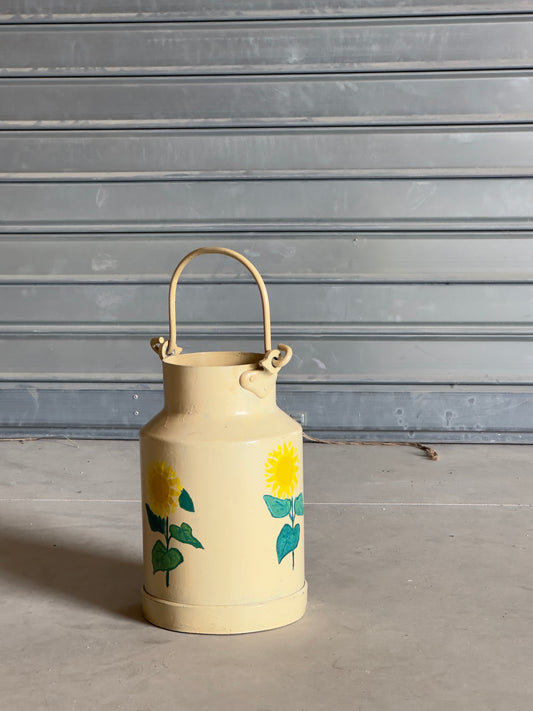 Le pot à lait aux tournesols