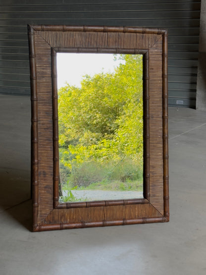 Grand miroir vintage en bambou et rotin – années 60/70