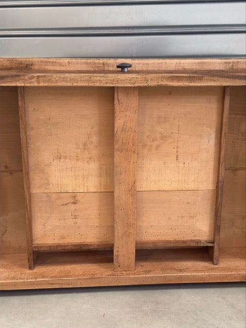 La petite table basse à tiroir