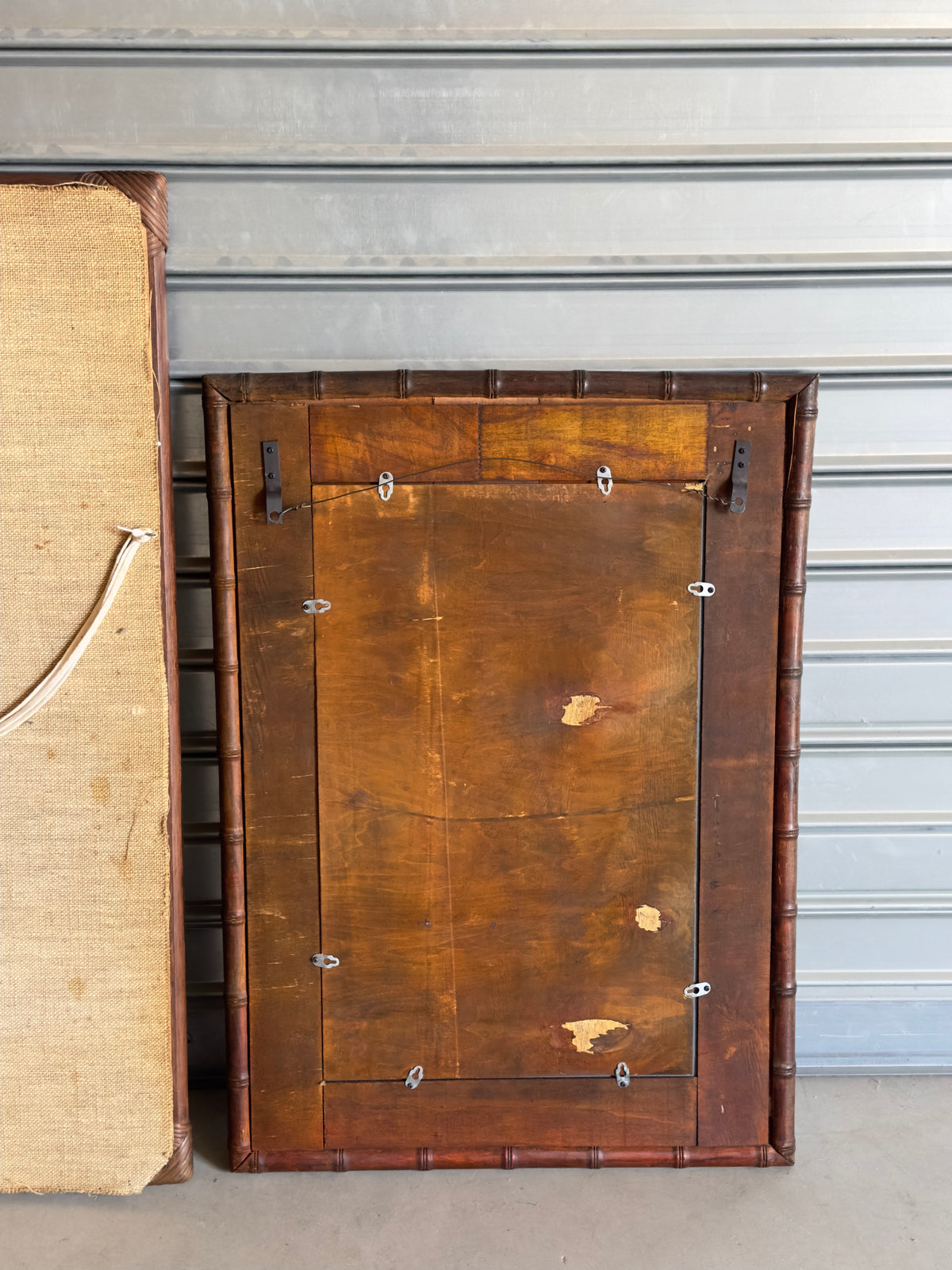Grand miroir vintage en bambou et rotin – années 60/70