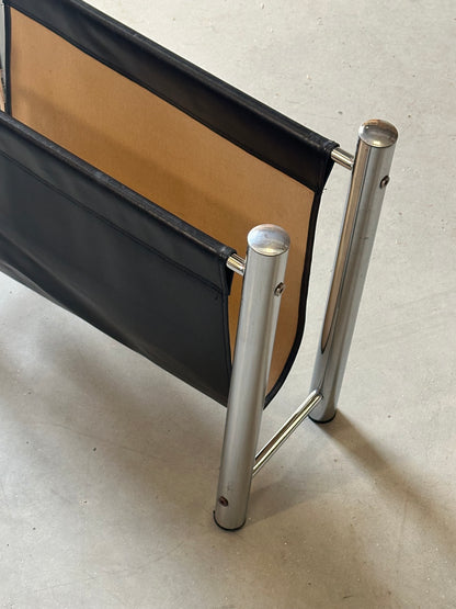 Porte-revues vintage en chrome et simili cuir noir