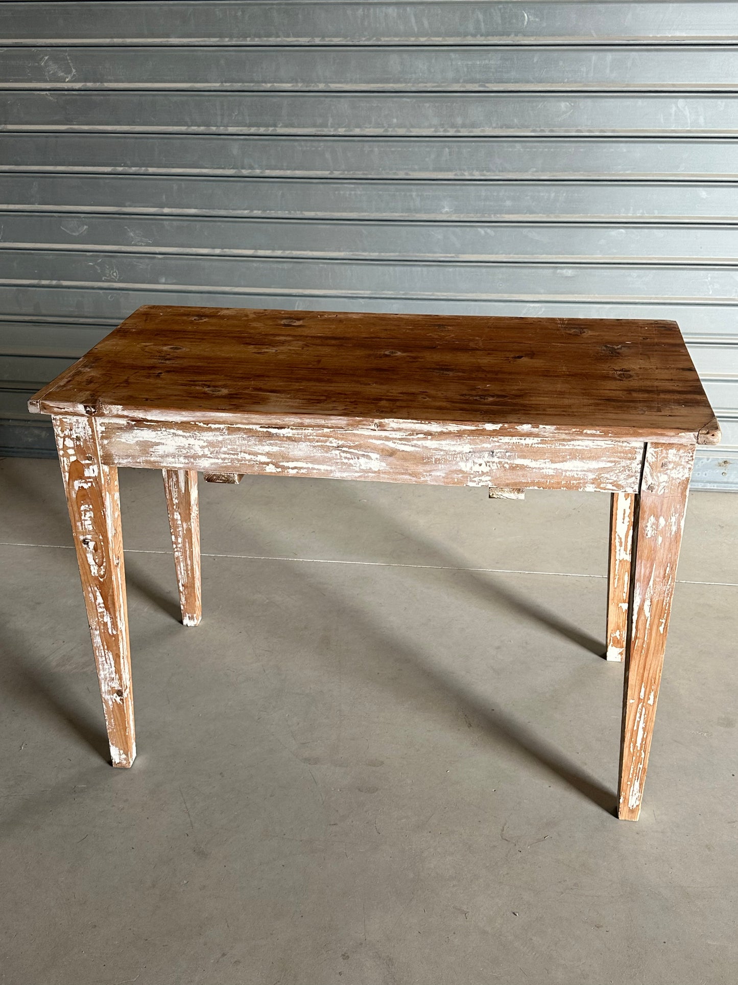 Table de campagne ancienne - Bois brut & patine blanche