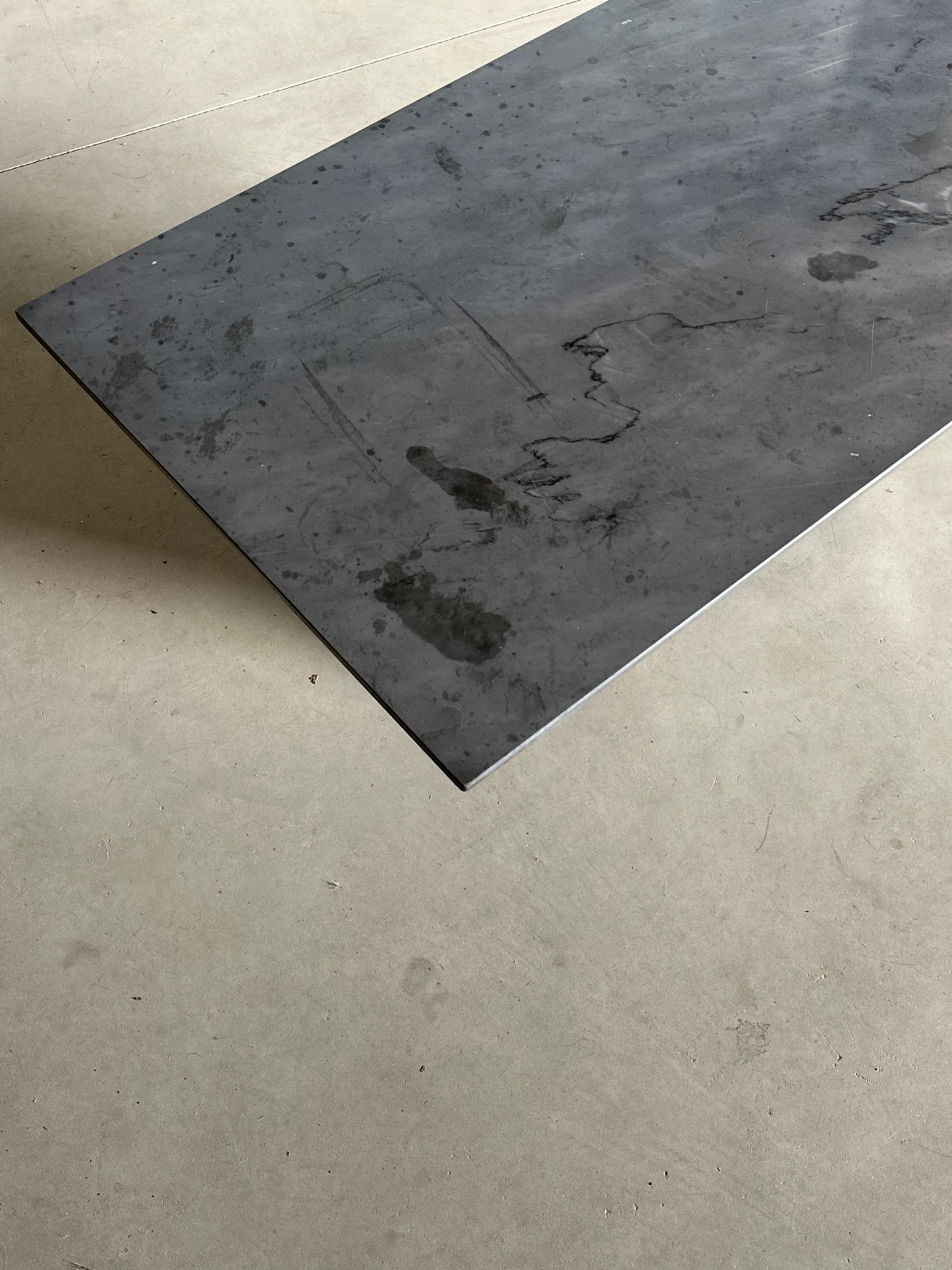 TABLE BASSE EN MARBRE GRIS
