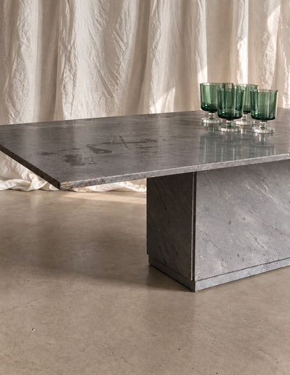 TABLE BASSE EN MARBRE GRIS
