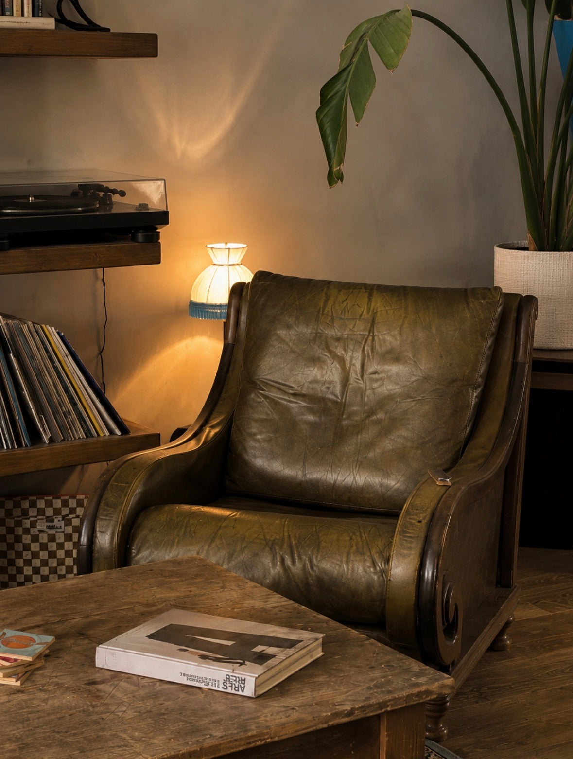 Salon esprit club anglais — canapé deux places & deux fauteuils