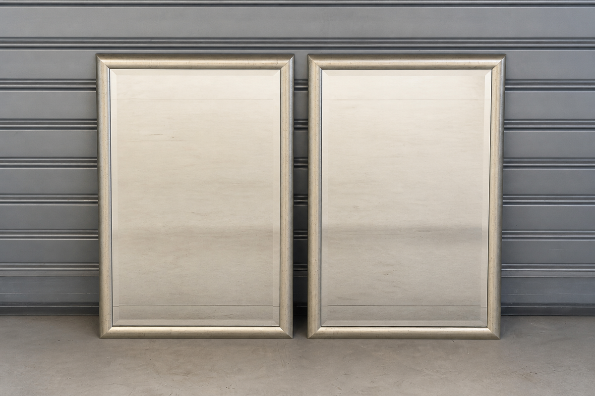 Paire de miroirs biseautés finition or blanc vieilli (prix unitaire)